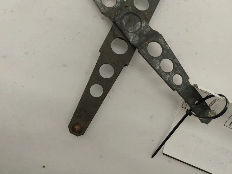 VOLVO 245 WAGON Passenger Right Front Manual Window Regulator Fits 1975-1989  - Image 2 of 4