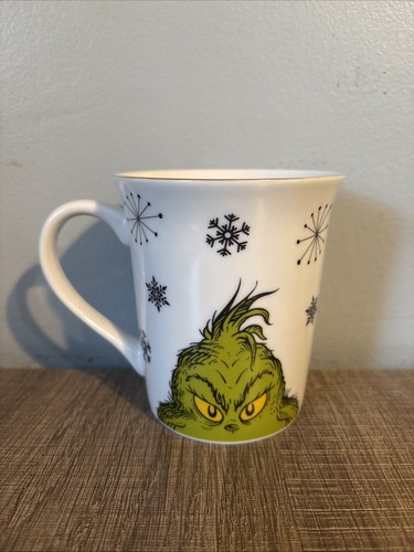 Dr Seuss Grinch MUG Christmas Holiday Snowflake Gold Coffee Mug NEW - Picture 1 of 6
