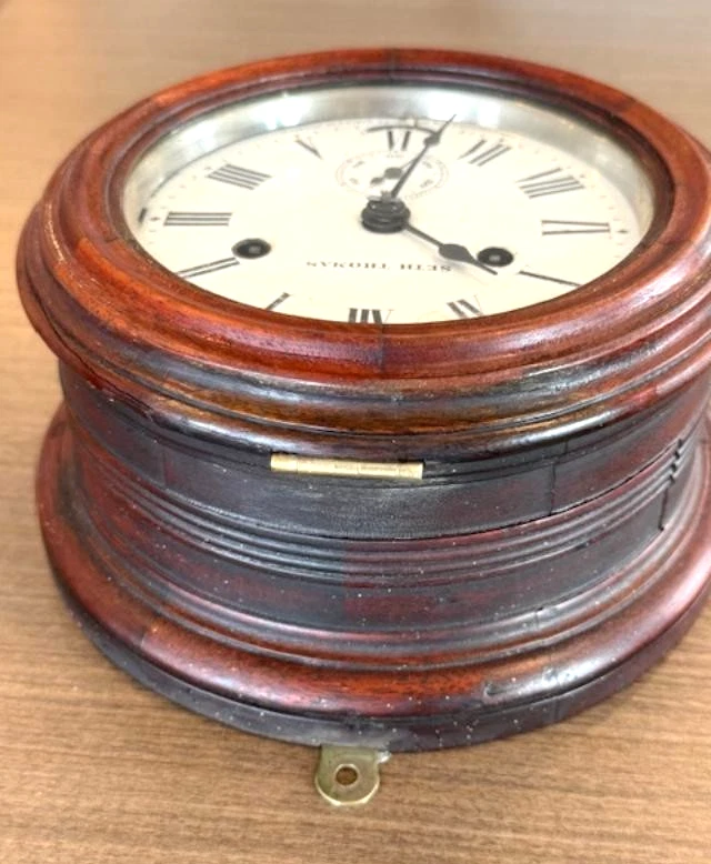 Antiguo reloj de barco de madera de armario o yate Seth Thomas circa 1936 casi como nuevo Foto 2 de 4