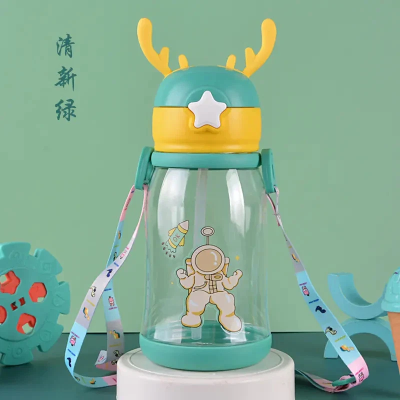 Taza de paja para niños Ducky Sipper Foto 2 de 4