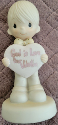 Precious Moments Enesco 1981 Boy Holding Heart God Is Love Dear Valentine W/Box