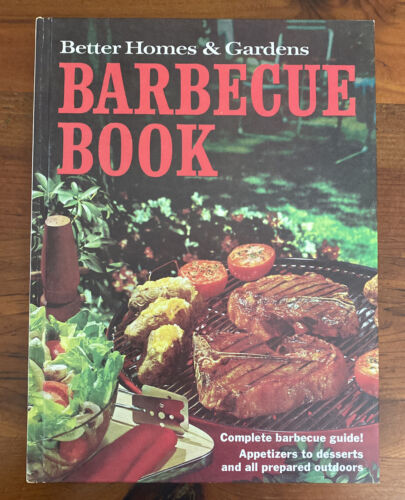 Vintage Retro 1968 Better Homes & Gardens Barbecue Book BBQ Outdoor Cookbook - Picture 1 of 13