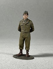 BRITAINS MUSEUM COLLECTION 10203 U.S. 442ND REGIMENTAL COMBAT TEAM ENLISTED MAN