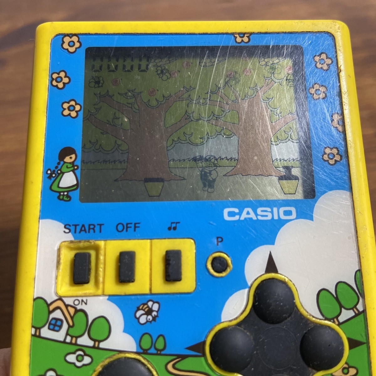 CASIO CRAZY BEE HANDHELD GAME (1984) CG-85 | eBay