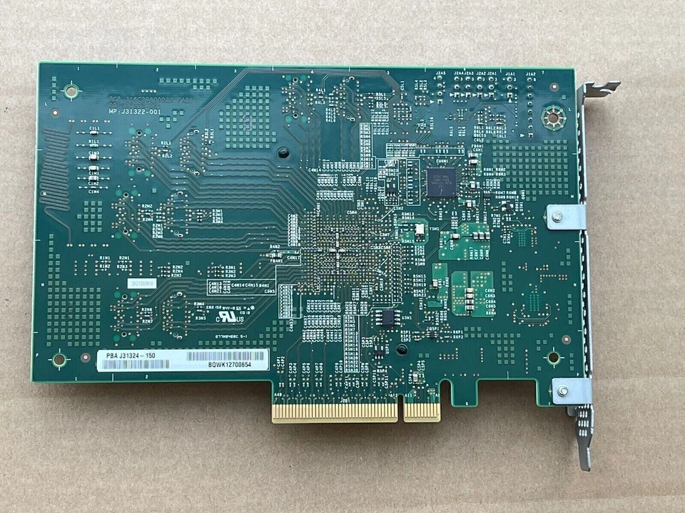 Intel AXXP3SWX08080 аксессуар 8Port PCI Express Gen3 переключатель AIC 8 x NVMe + кабель - Изображение 4 из 4