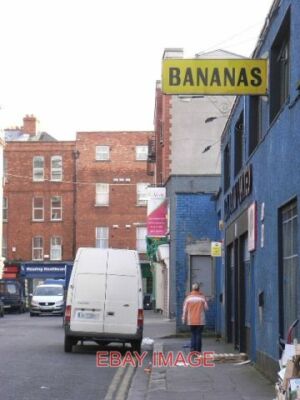 FOTO EIN ABSOLUT BANANEN SCHILD AUF LITTLE BRITAIN ST DUBLIN 7 DIESES SCHILD AUF DEM