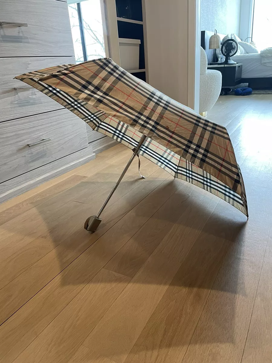 Burberry umbrella hot sale vintage
