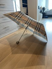 vintage burberry umbrella