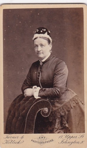 CDV-FOTO - SMART LADY, MOTORHAUBE VON TURNER UND KILLIRK, ISLINGTON