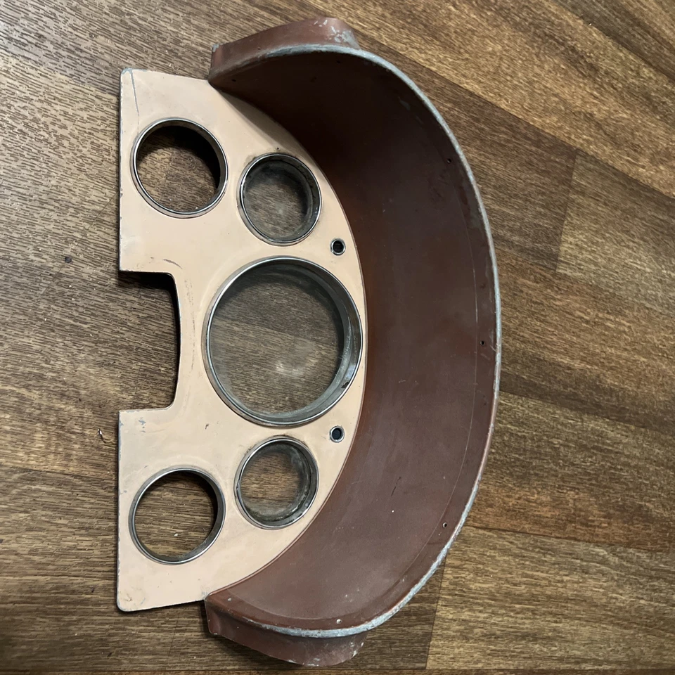 Ford Fairlane Speedo 1956 bisel Foto 2 de 4