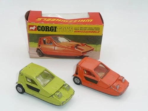 Corgi Toys 389 Reliant Bond Bug 700 ES Boxed * Original GREEN & ORANGE *
