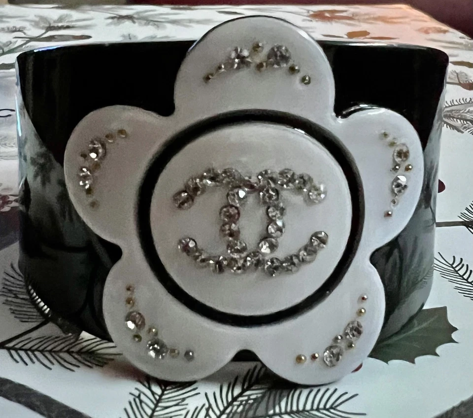 Schwarz Weiß Chanel Beauty VIP Gift Armband Armreif Armring Armschmuck Armspange - Bild 4 von 4