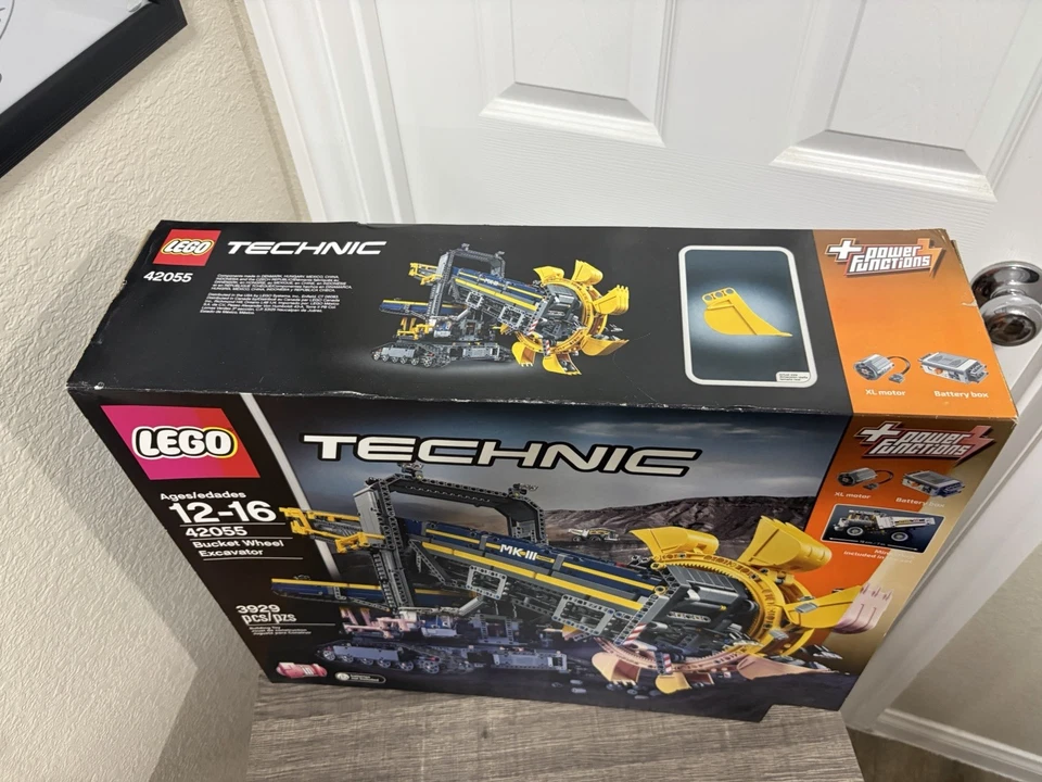 LEGO TECHNIC: Bucket Wheel Excavator (42055) - Image 2 of 4