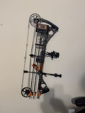 Mathews No Cam HTR Loaded 70/29 Right Hand Compound Bow