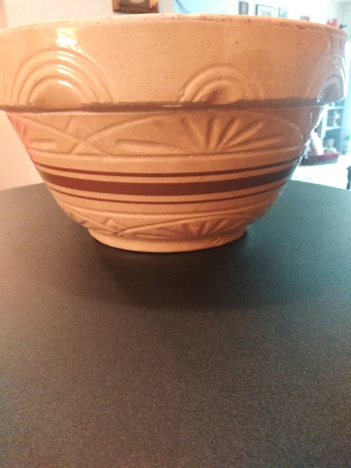 "Antique PRP, CO., Toledo, Ohio #365 12" Yellowware W/Brown Bands Mixing Bowl" - Image 4 of 4