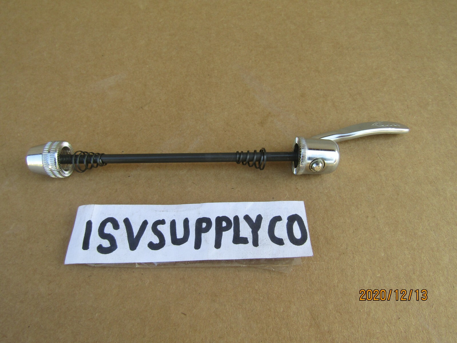 NEW BICYCLE FRONT QUICK RELEASE AXLE SCREW W/ NUT FOR  MTB, CRUISER, GT, HUFFY