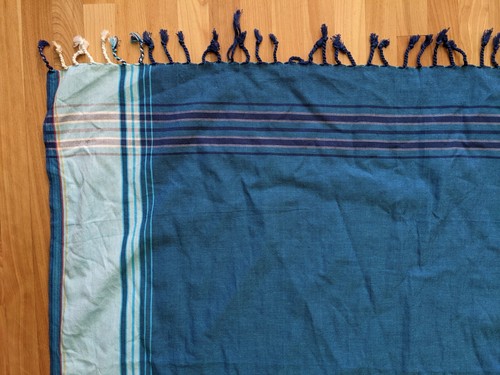 Blue Plaid XL Shawl Wrap Scarf Womens One Size Fringe Rectangle 39x64 White OS - Picture 3 of 5