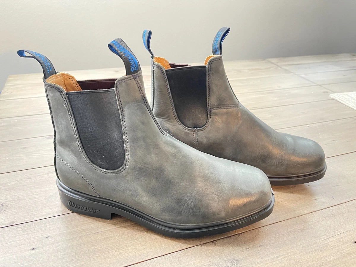 blundstone dress boots