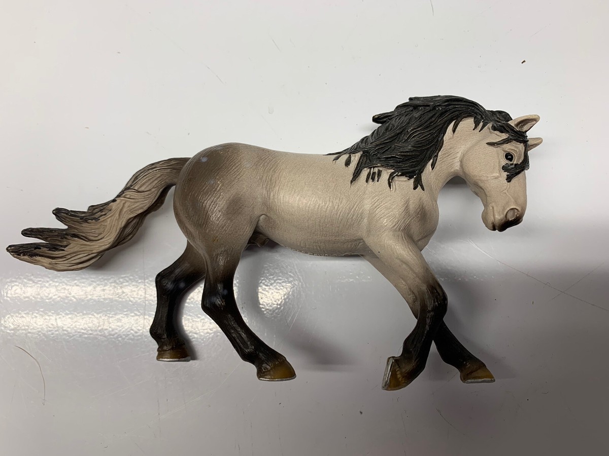 2005 Schleich Horse Grey Stallion Inch Figure