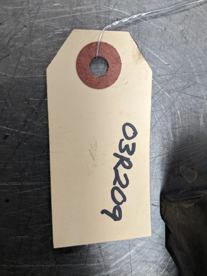 Tapas principales bloque motor Chrysler Town & Country 2003 3,8 Foto 4 de 4