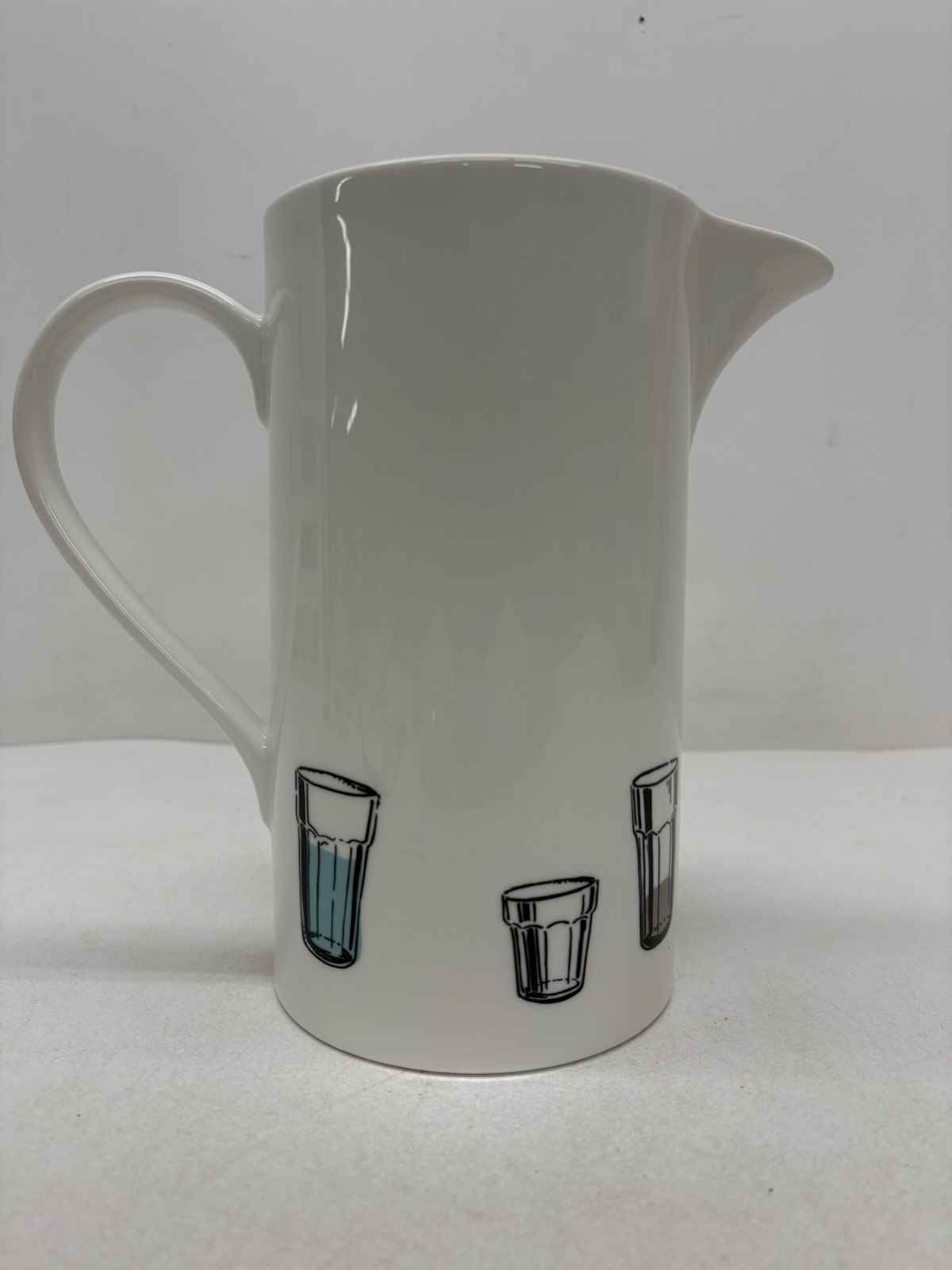 Kate Spade Drink Picher Concord Square New York Collection Ceramic