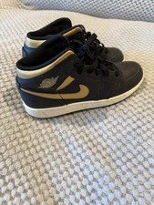 Boys Size 6.5 Nike Air Jordan Used Good