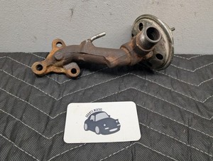 85-95 Toyota Pickup Truck 4Runner EGR Valve 25620-35100 22RE EXHAUST GAS Oem 