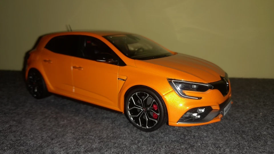Norev 1/18 Renault Megane RS Trophy 2019 RS Orange Limited Edition - Immagine 3 di 4