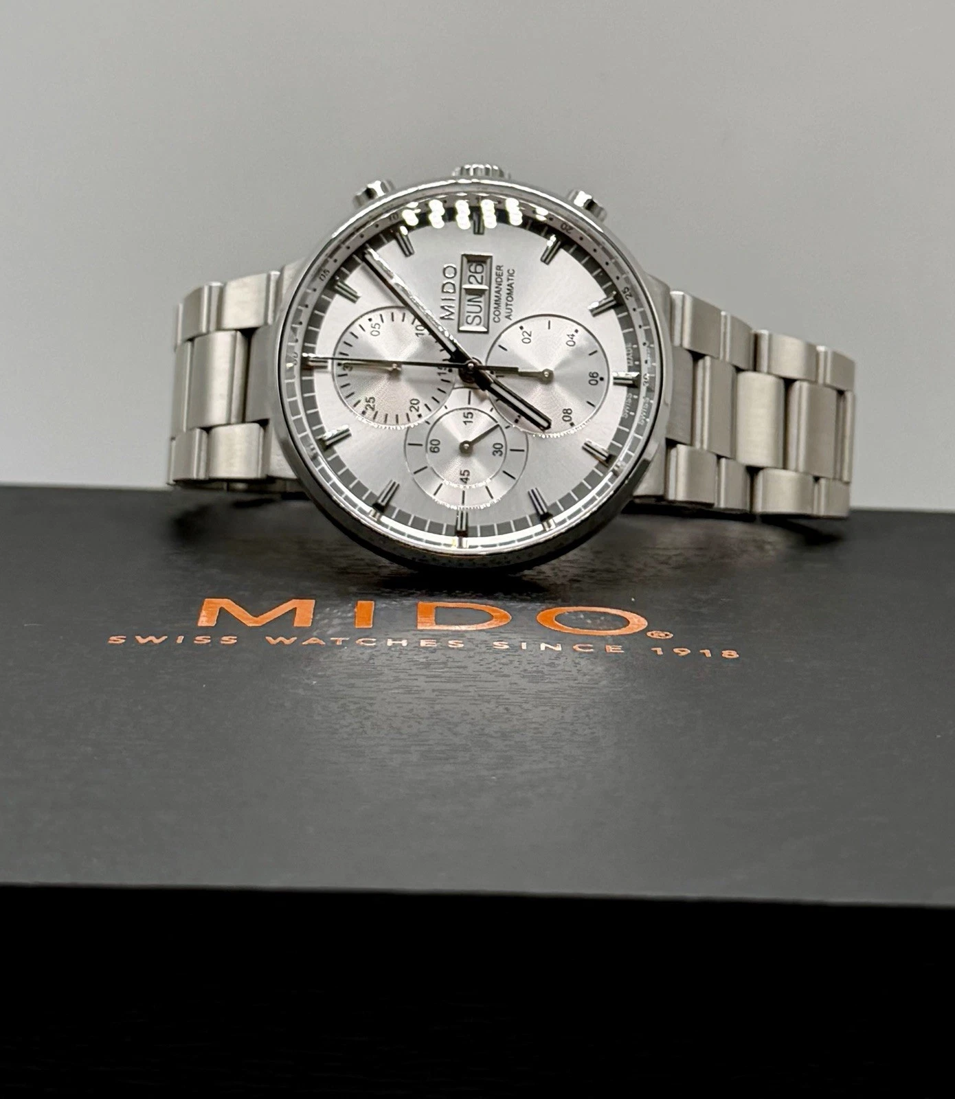 Mido Commander II Chronograph Men's Automatic Watch - M014.414.11.031.00
Opens in a new window or ta