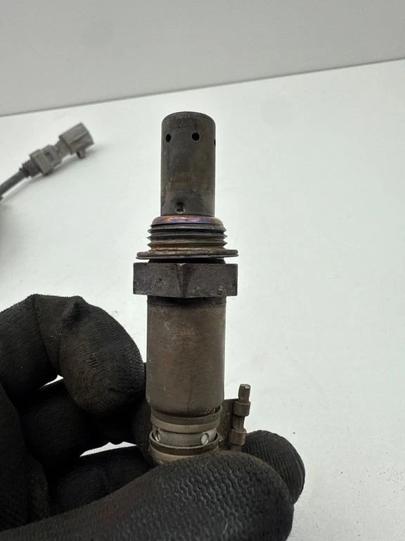 Sonda lambda posteriore benzina/elettrica Lexus CT 200H 2013 sonda di regolazione 8946547080 - Immagine 3 di 4