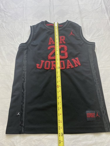 Nike Air Jordan 23 Jumpman Jersey Sleeveless Black Youth Boys L Retro - Picture 5 of 6