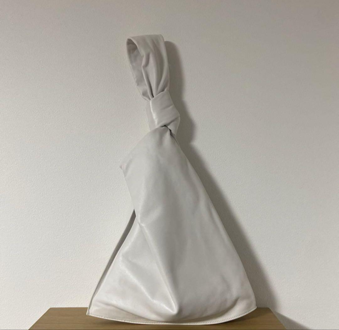 Bottega Veneta White Leather Twisted Knot Handbag