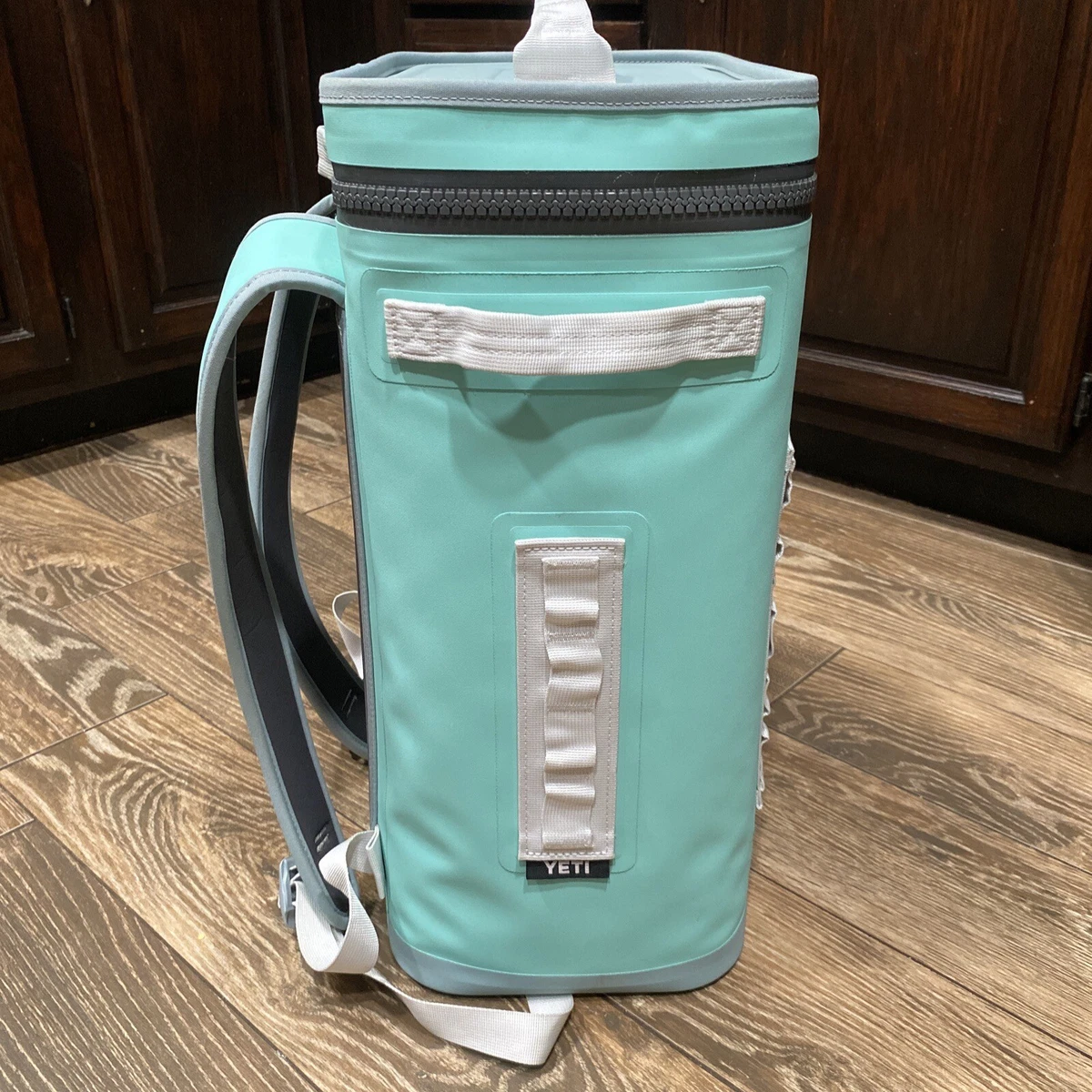 Yeti hopper backflip 24 backpack sale soft cooler