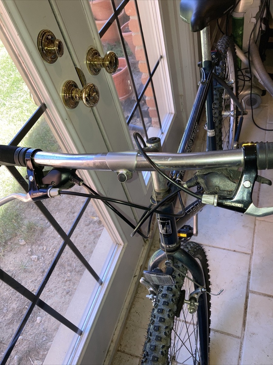Trek 850 Mountain Track 19.5” Frame, 26” X 2” tires, #1 seat, STX