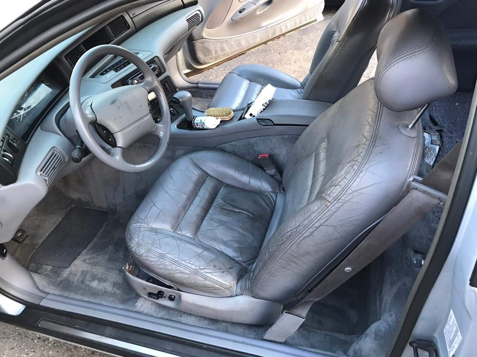 Image 5 - LINCOLN CONTINENTAL MARK VIII, Coupe