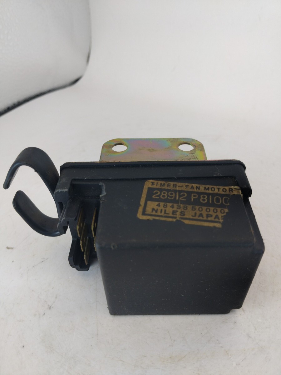 1979-1983 Datsun Nissan 280ZX Timer Fan Motor Relay Module 28912