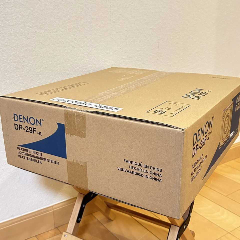 Denon DP-29F Analog Record Player with Phono Equalizer Full Auto Cartridge. - Image 3 of 4