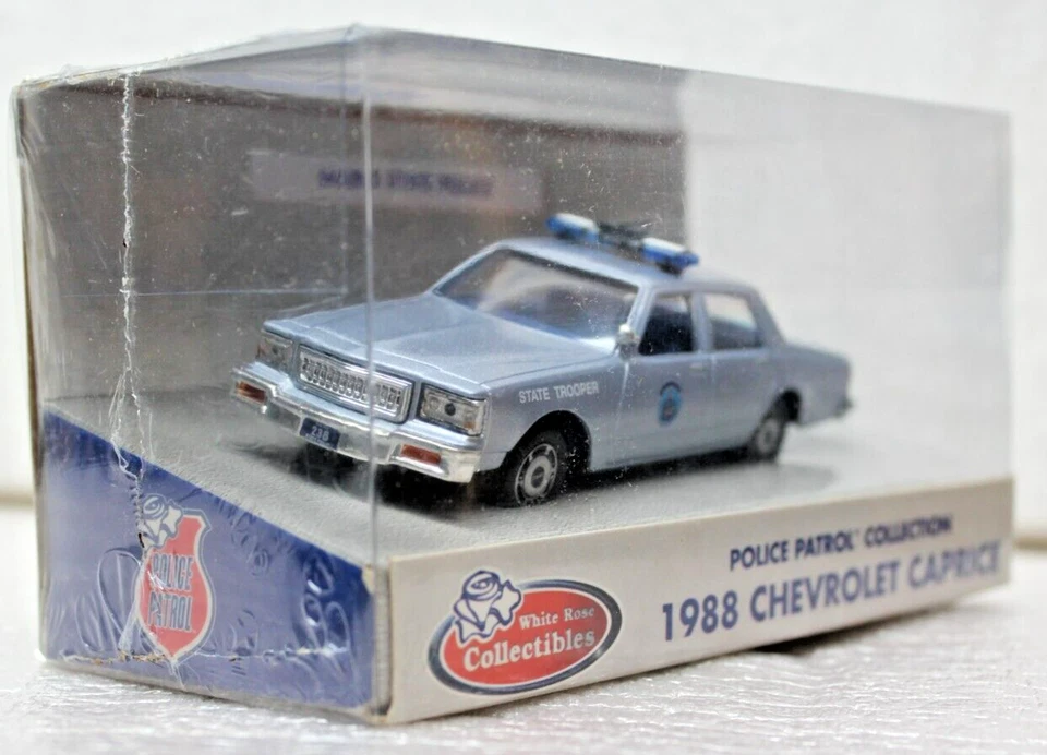 Chevrolet Caprice 1988 - Coches de policía estatal - escala 1:43 - rosa blanca - 2 + 2 nuevos Foto 3 de 4