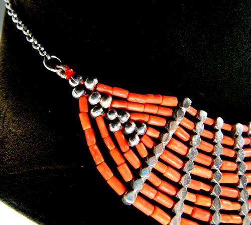 Tribal Vintage RARE Navajo Wide Red Coral 925 Beaded Sterling Collar Necklace - Picture 5 of 6