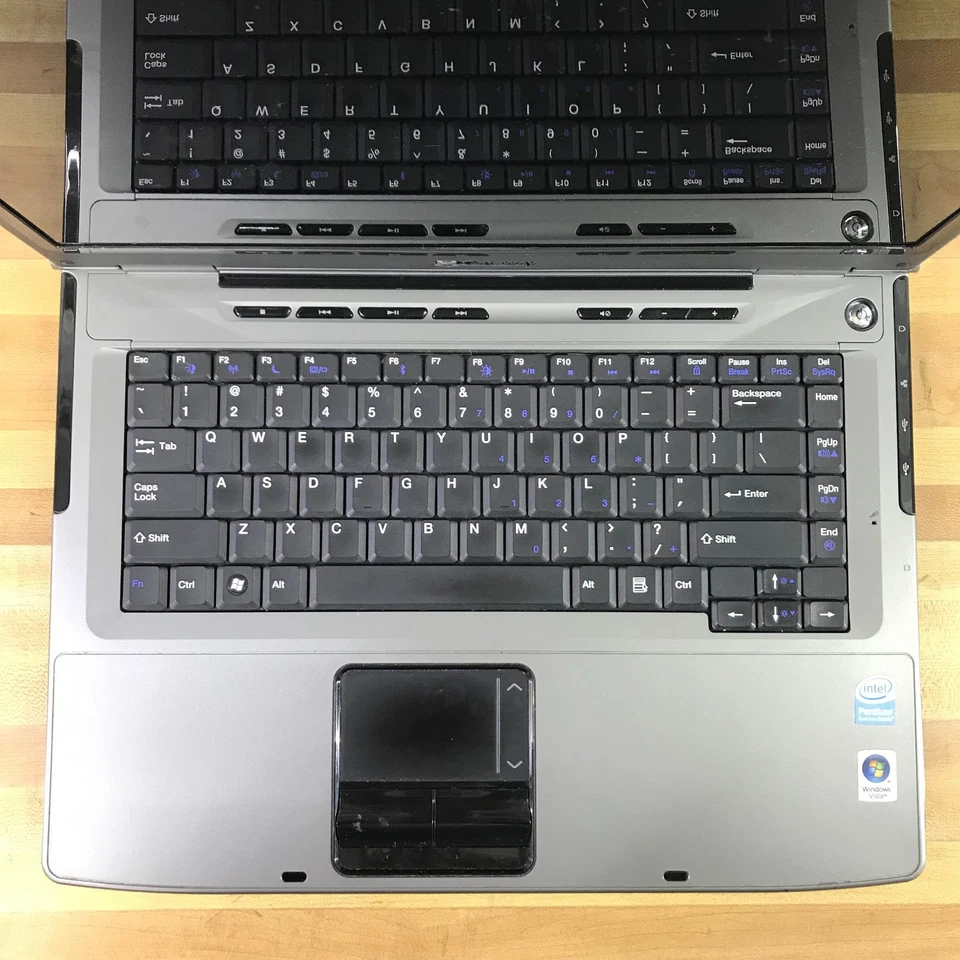 Gateway ML6720 Retro Gaming Laptop Pentium D 1.46GHz 1GB RAM (Windows Vista) - Image 4 of 4