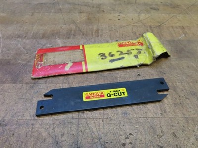 Sandvik 151.2-25-50 T-MAX Q-CUT grooving cut off parting blade