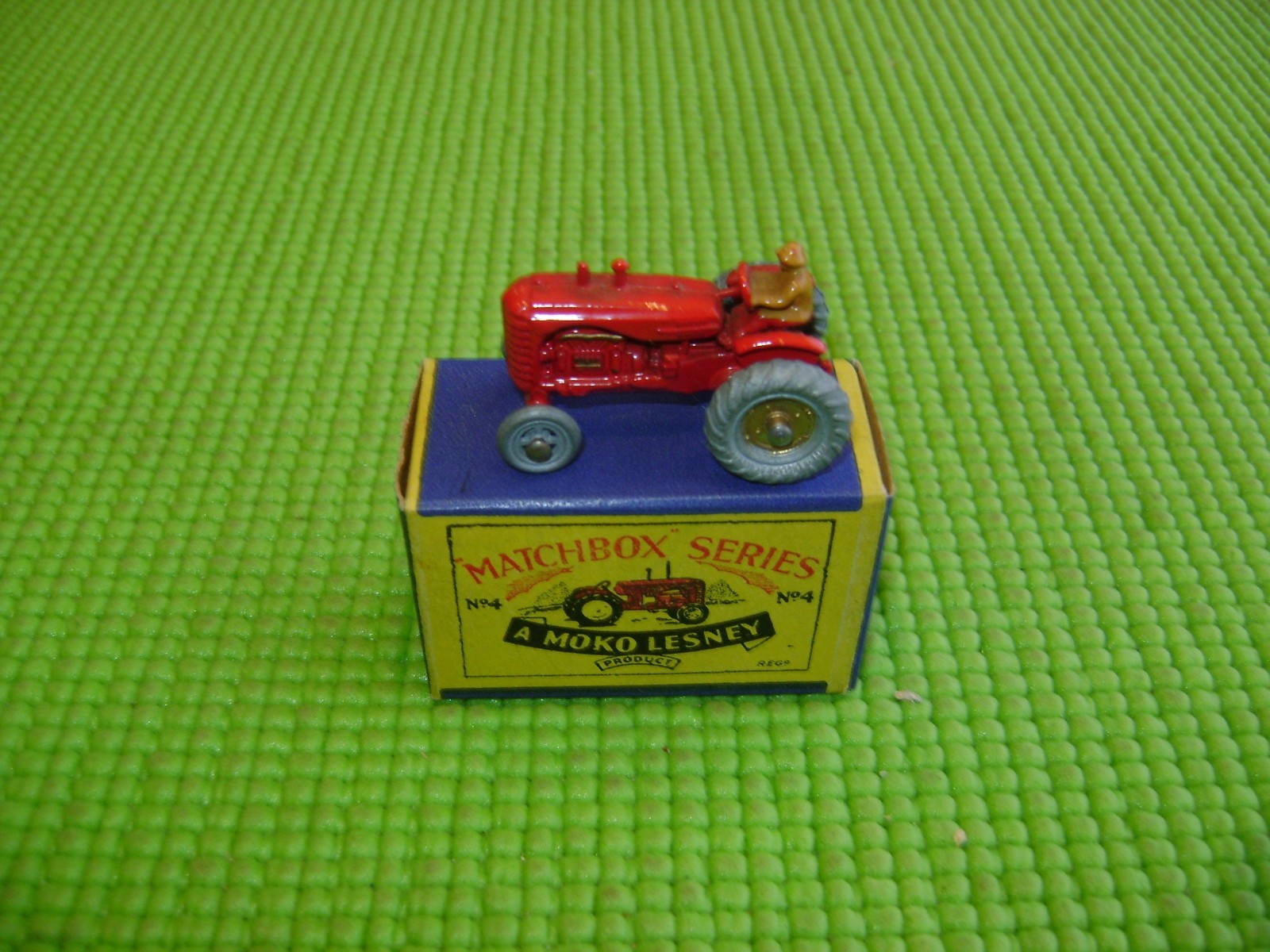 Matchbox 4b, Massey Harris Tractor - Free Price Guide & Review
