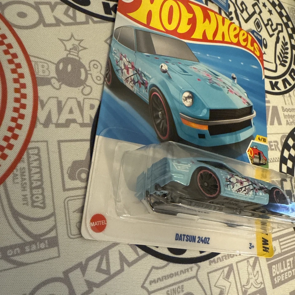 Nuevos autos artísticos Hot Wheels G Case Datsun 240Z Blue Sakura HW 2025 #62 Foto 3 de 4