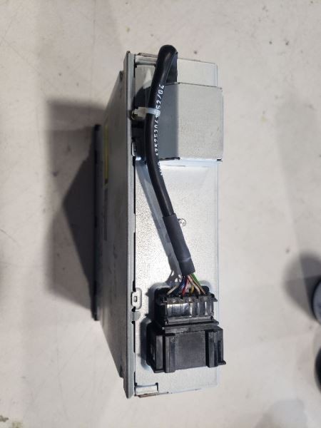 Bentley Continental GT 2005 Cd changer P/N 3W0035110