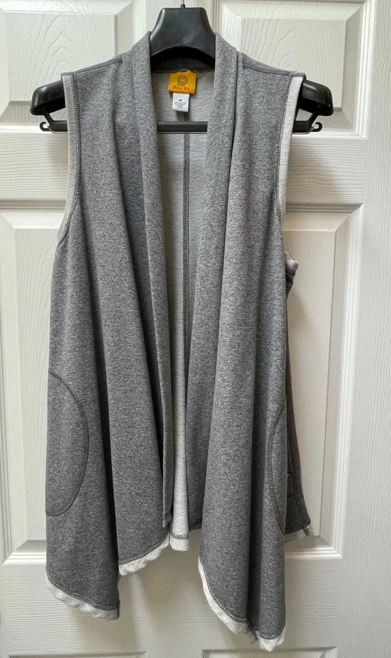 Ruby Rd. Women’s Medium Gray Fleece Vest Sleeveless Stretch Fly Away Pockets - Image 2 of 4