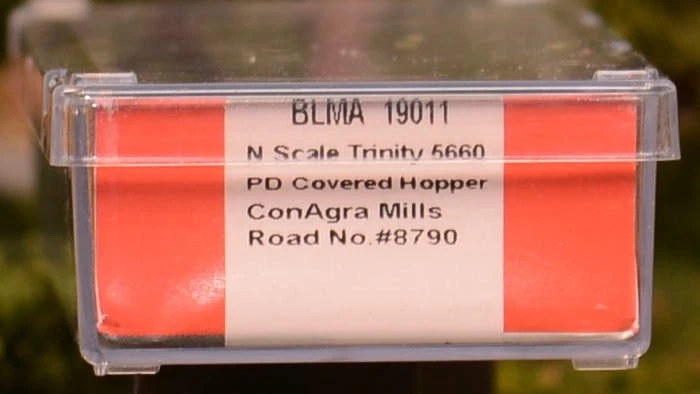 BLMA 19011, N Scale, Trinity 5660 PD covered hopper, ConAgra, GACX 8790 - Image 3 of 3
