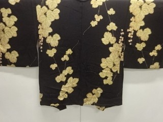 44109# JAPANESE KIMONO / ANTIQUE HAORI / SILK / MON KINSHA / IVY LEAVES