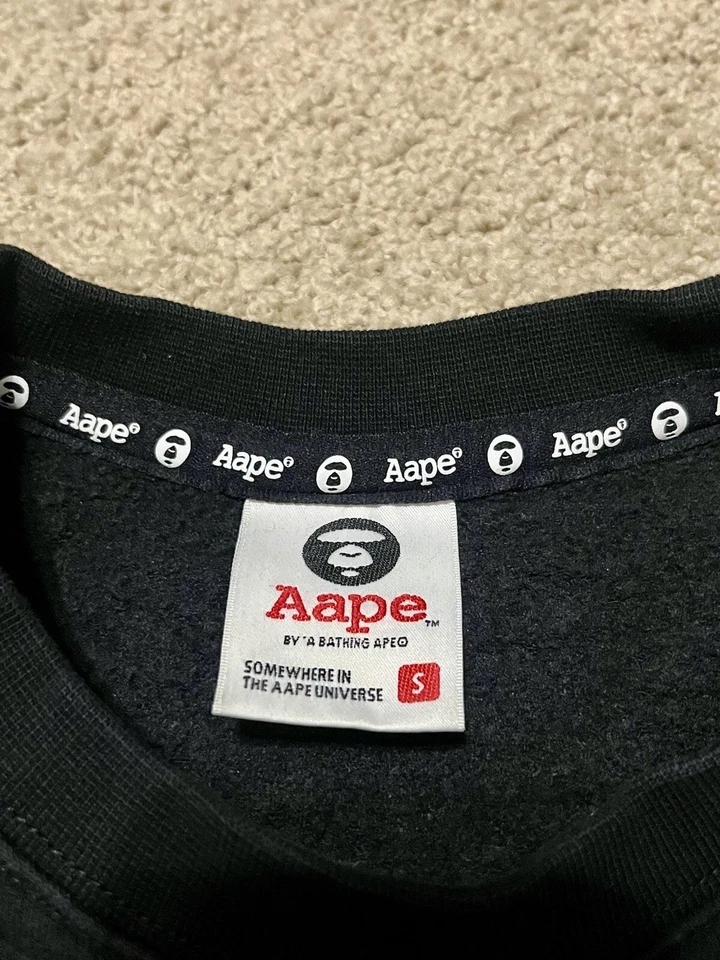 ONE PIECE x Aape - Small - Black Cotton Blend  Crew Neck Sweater Straw Hat Logo - Image 2 of 4
