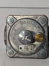 Maxitrol RV48 Gas Pressure Regulator, 1/2 PSIG, 3 to 6" 