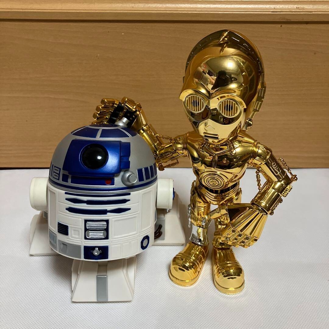 medicom Star Wars R2-D2 C-3PO limited to 400 pieces figure medicom Star Wars R2-D2 C-3PO limited to 400 pieces figure